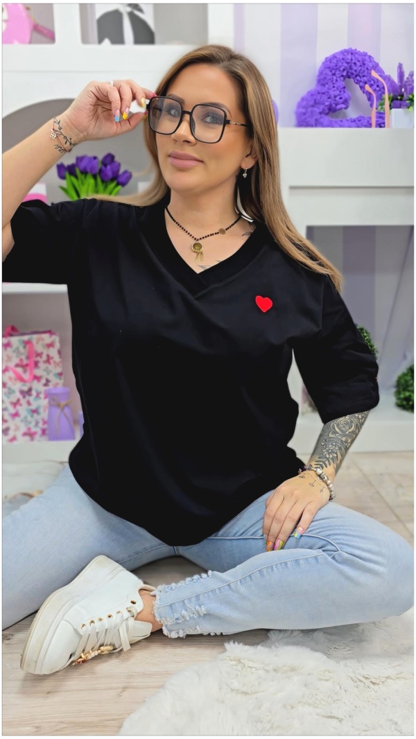 T-SHIRT CZARNE SERCE